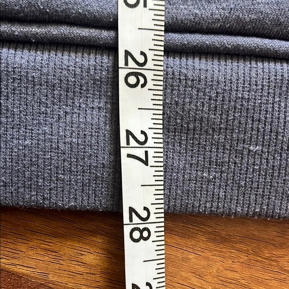 EUC Carhartt Relaxed Fit Hoodie - Picture 11 of 14